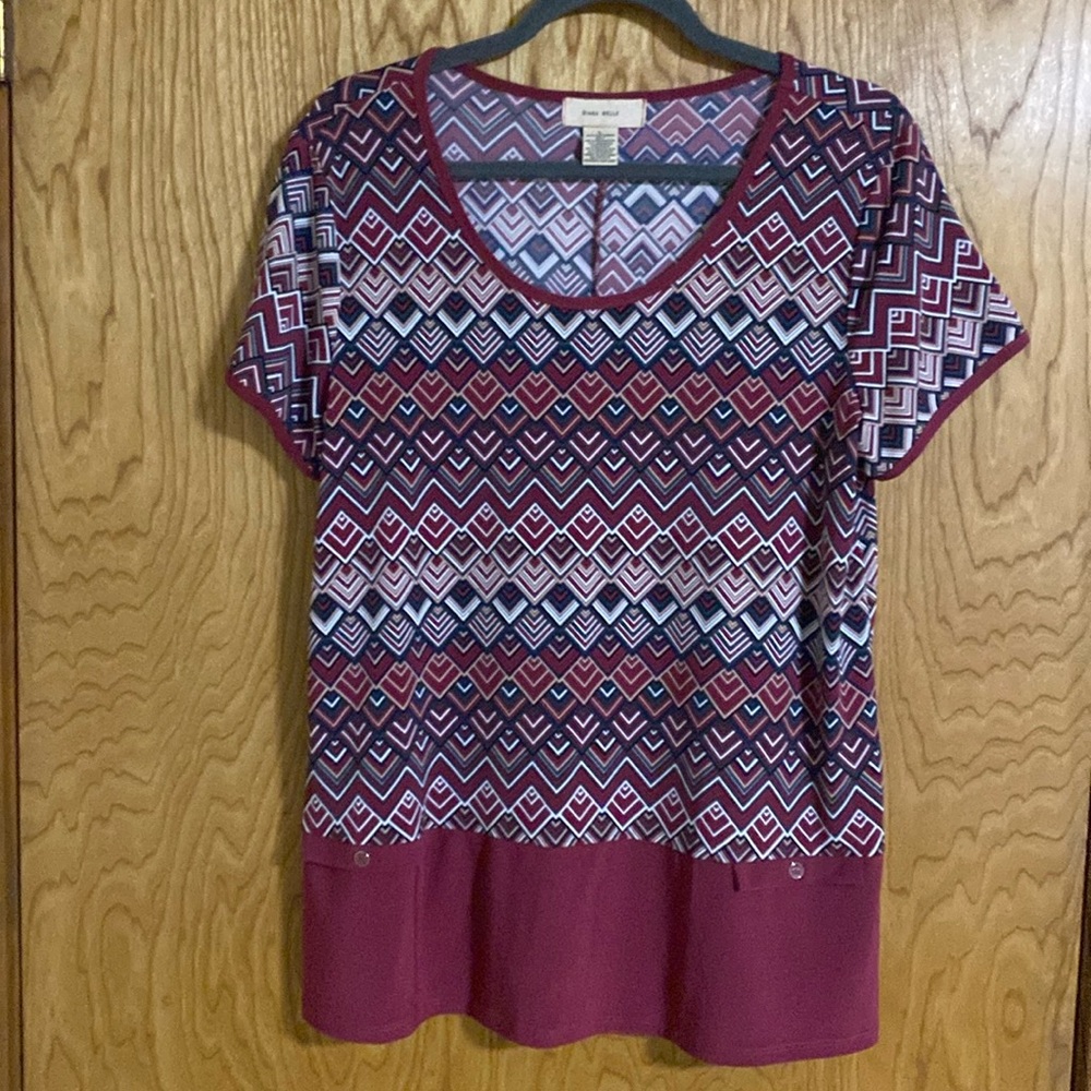 David Belle Large classy top maroon grey and navy